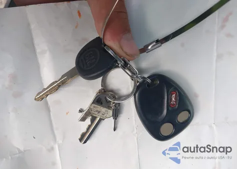 2005 Chevrolet Silverado 1500 Lt z USA, uszkodzony, nr VIN 1GCEK19Z65Z305545